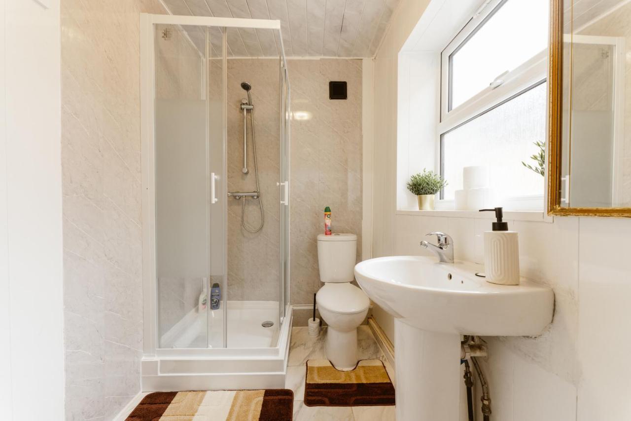 Great Rooms In Plaistow Londra Exterior foto